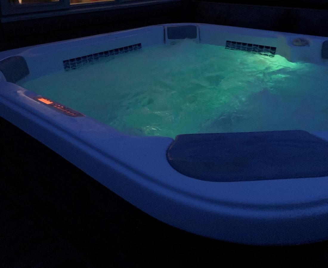 Stunning Barn Private Hot Tub Malvern & Worcester Sleeps 6 Exterior photo